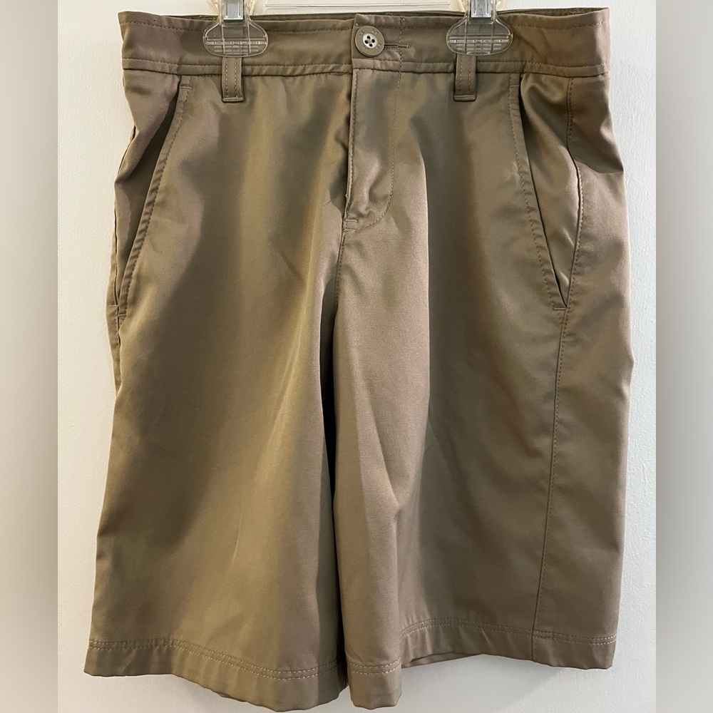 Golf shorts